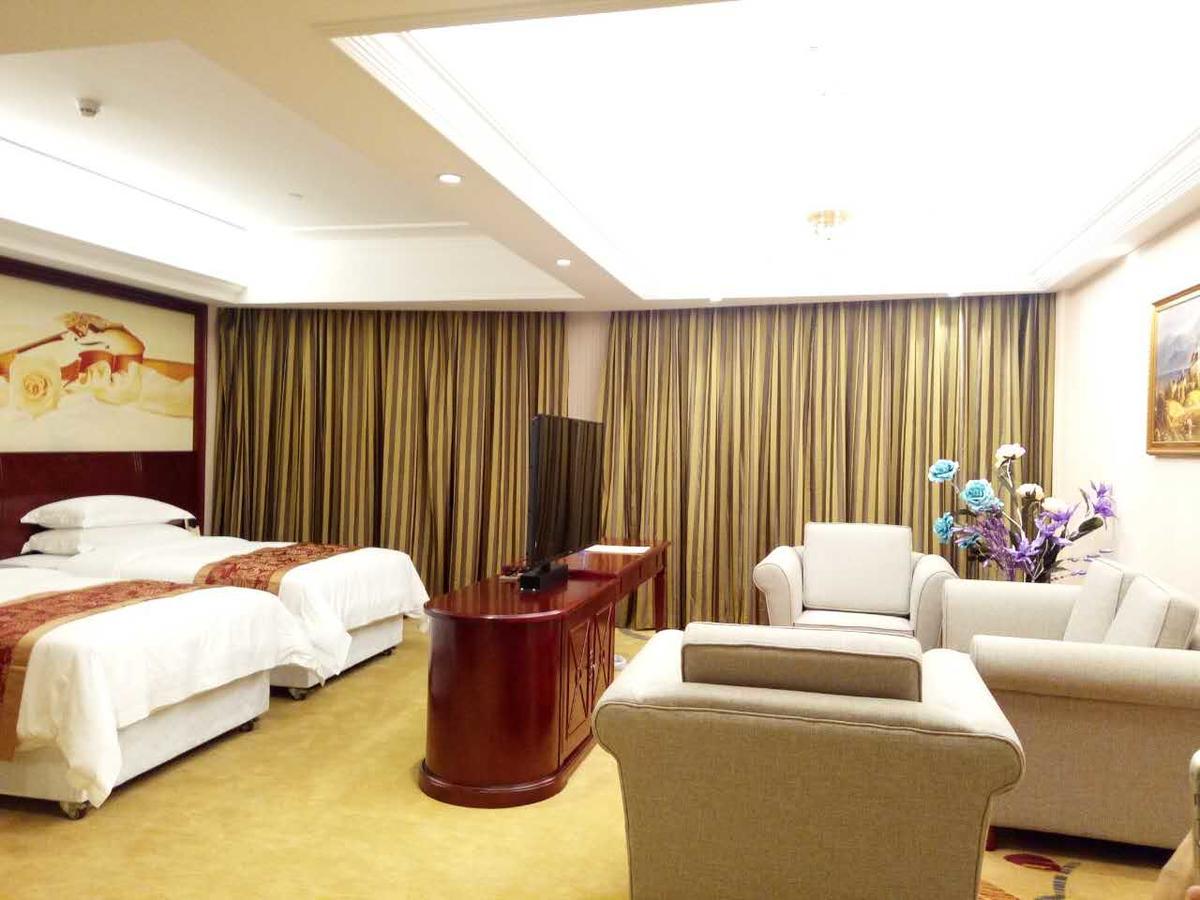 Vienna Hotel Zhongshan Guzhen Town Center 외부 사진