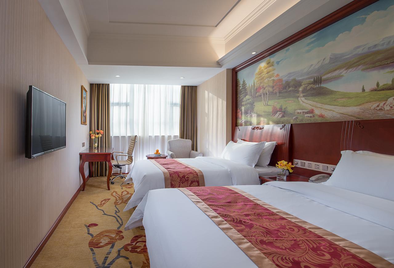 Vienna Hotel Zhongshan Guzhen Town Center 외부 사진